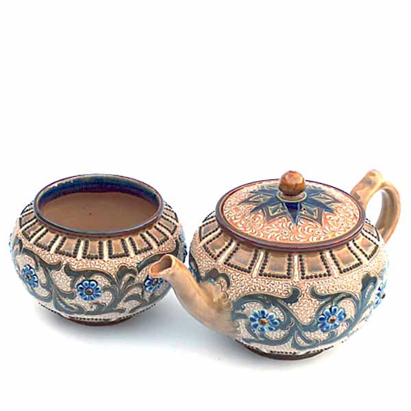 A Doulton Lambeth teapot and sugar basin by Frances E Lee - 611