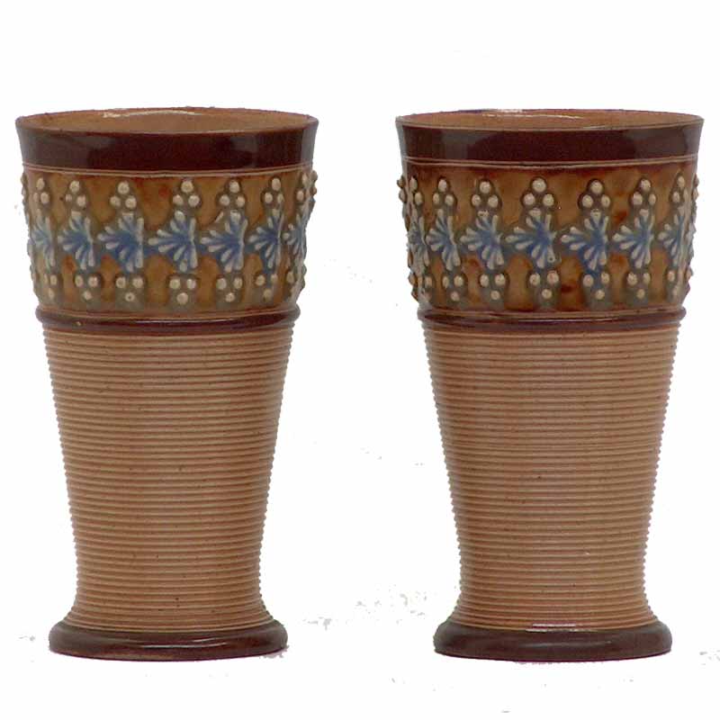 A Royal Doulton pair of 11cm (4.5in) beakers  5035